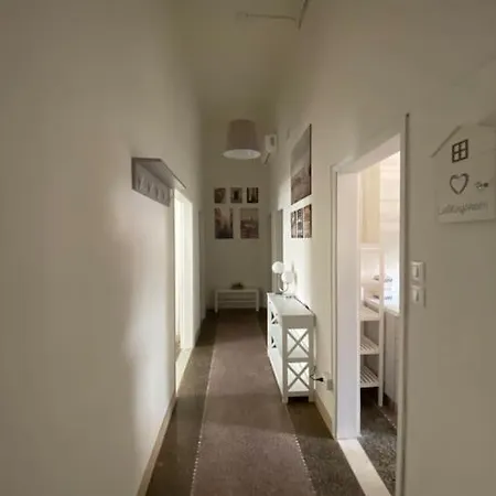 Chicca Nel Centro Di F.d.m. Διαμέρισμα *